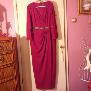 ADRIANNA PAPELL MOTHER OF THE BRIDE GOWN S. 16W